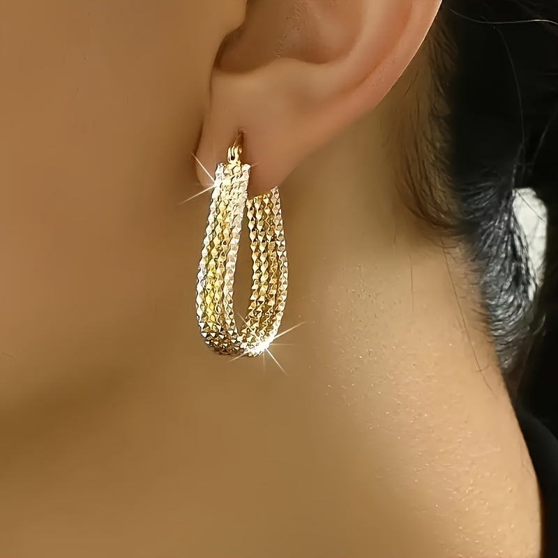 Elegant Golden-Tone Teardrop Hoop Earrings with Sparkling Corrugated Design - Minimalist Copper Jewelry for Women, Ideal Gift, Versatile Earrings|Sparkling Finish|Goldplated Copper, Novelty Earrings