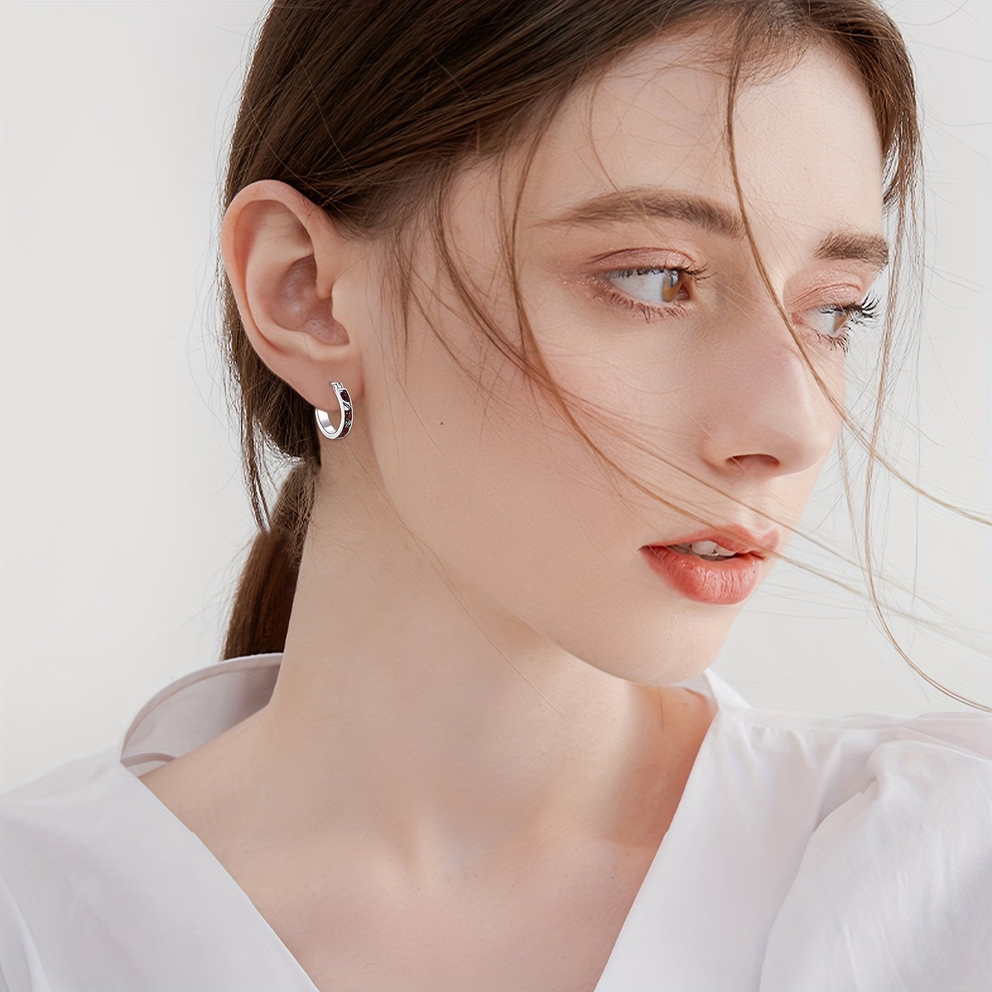 Rose Earrings in Pure Silvery S925