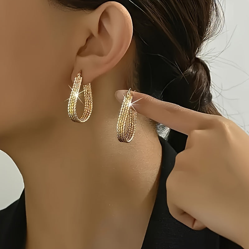 Elegant Golden-Tone Teardrop Hoop Earrings with Sparkling Corrugated Design - Minimalist Copper Jewelry for Women, Ideal Gift, Versatile Earrings|Sparkling Finish|Goldplated Copper, Novelty Earrings